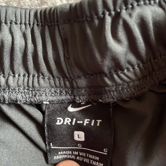 Nike Dri-fit boys pants size large - Picture 3 of 3